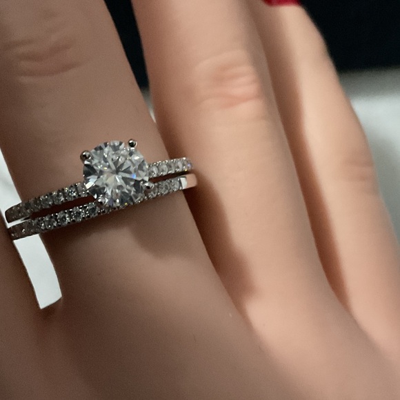 NWT Moissanite wedding set sterling silver - Picture 7 of 8